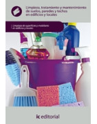 Limpieza de superficies y mobiliario en edificios SSCM0108